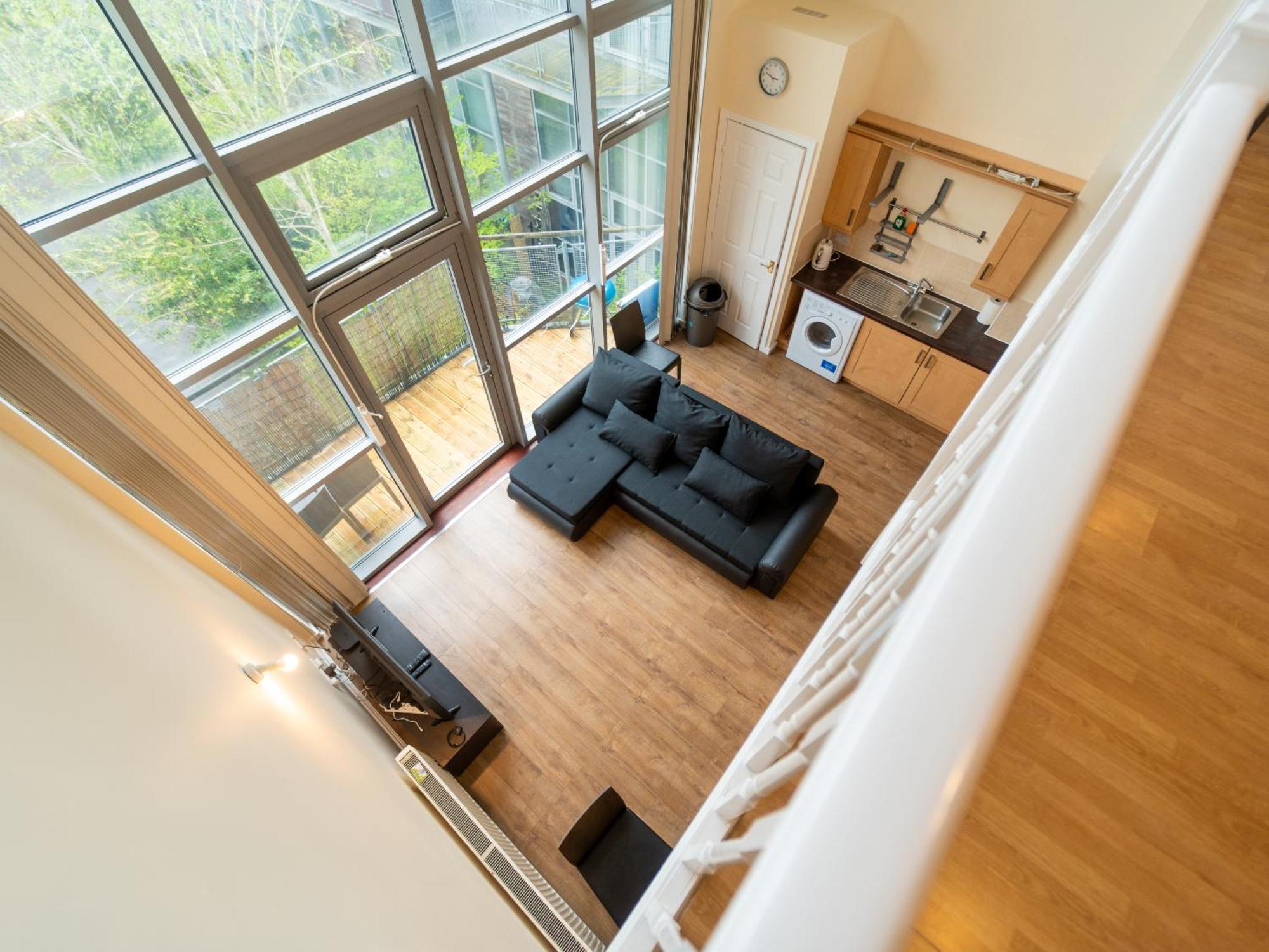 Luxury 2 Bed Apartment - Near Heathrow, Legoland, Windsor Слау Экстерьер фото