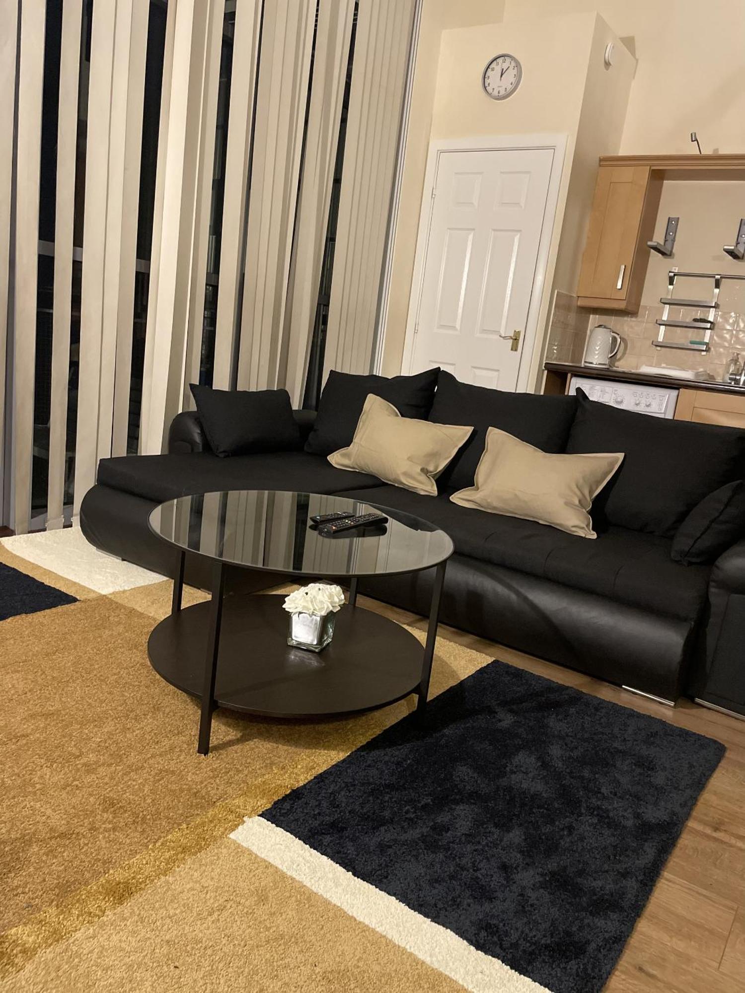 Luxury 2 Bed Apartment - Near Heathrow, Legoland, Windsor Слау Экстерьер фото